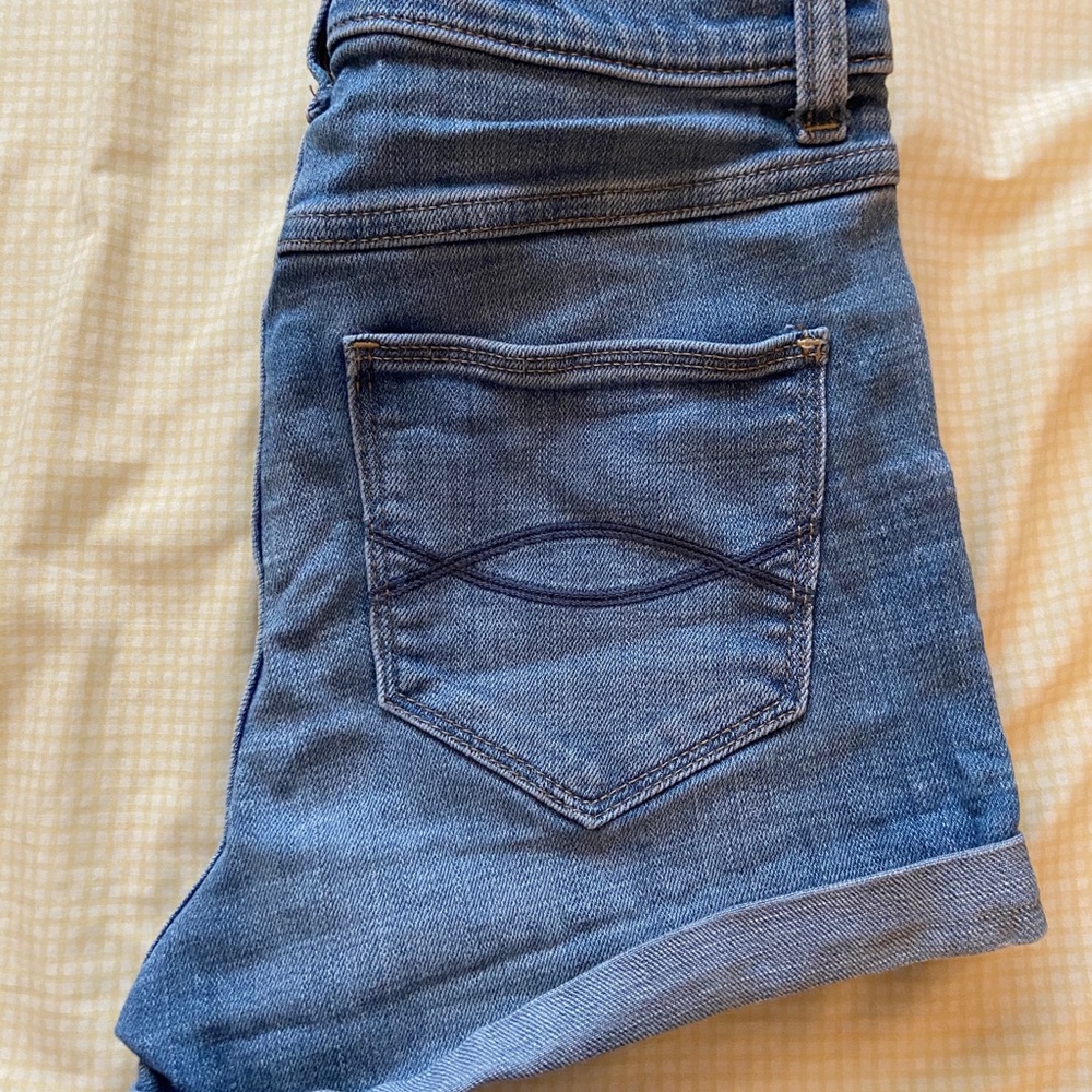 Abercrombie Shorts!